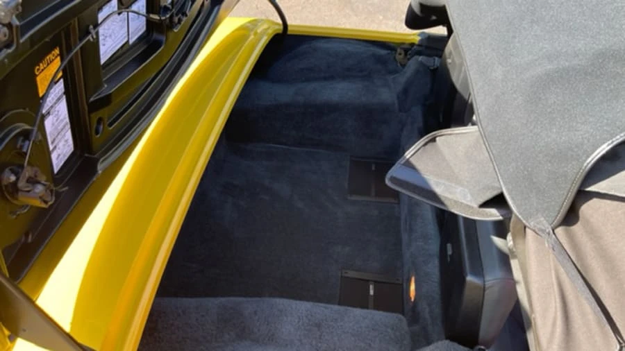 1986 Chevrolet Corvette C4 - Image 16 of 27