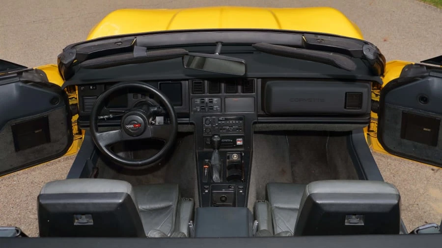 1986 Chevrolet Corvette C4 - Image 10 of 12