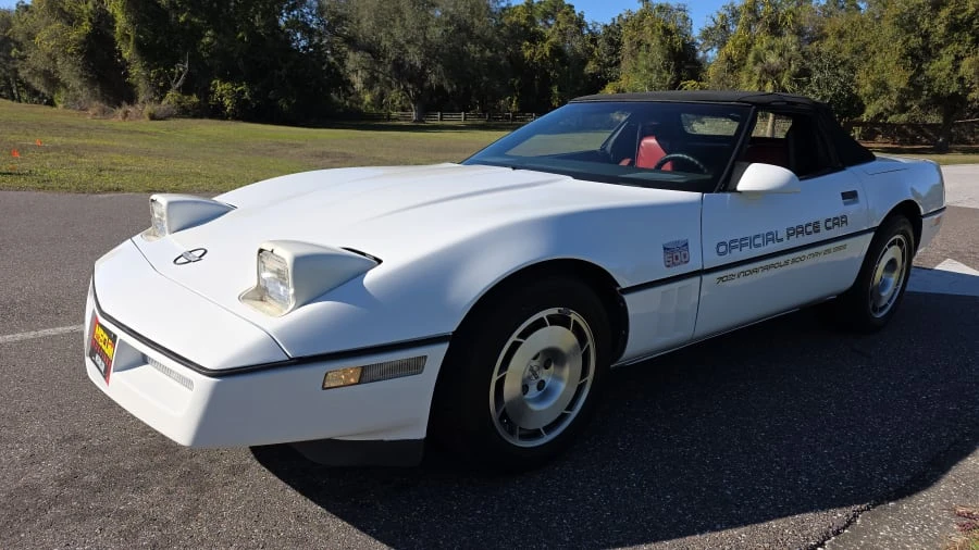 1986 Chevrolet Corvette C4 - Image 5 of 13