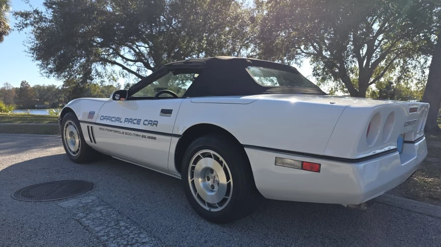 1986 Chevrolet Corvette C4 - Image 8 of 13