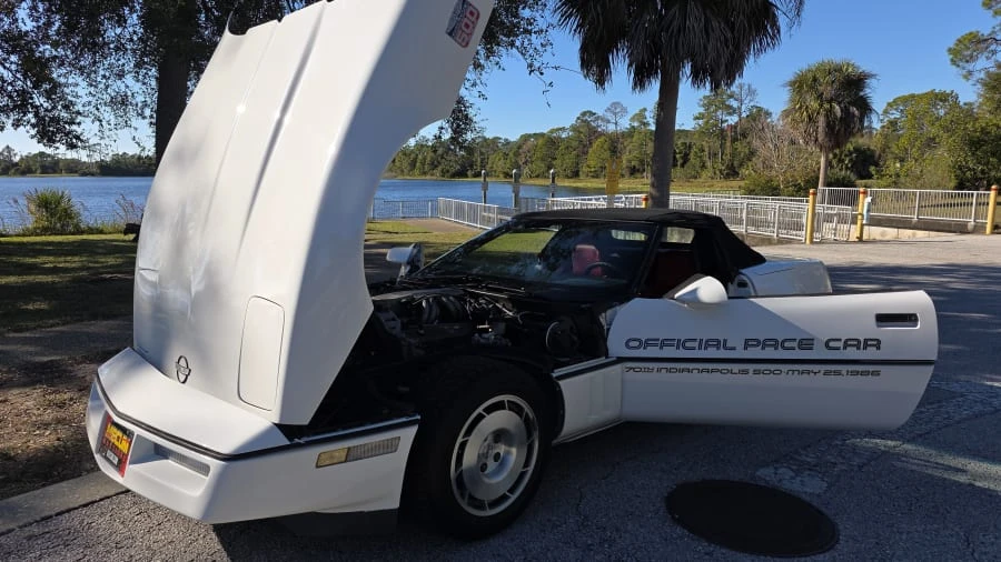 1986 Chevrolet Corvette C4 - Image 10 of 13