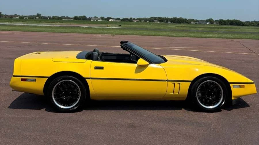 1986 Chevrolet Corvette C4 - Image 7 of 28