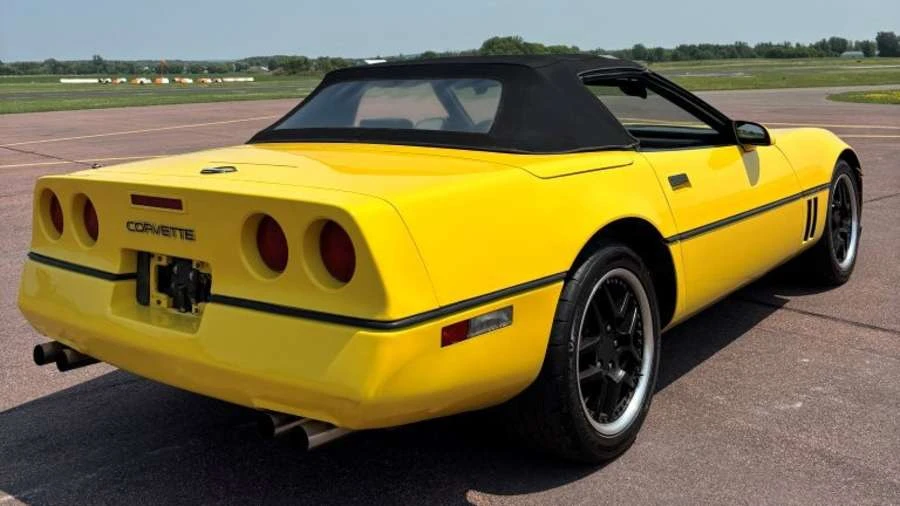 1986 Chevrolet Corvette C4 - Image 26 of 28