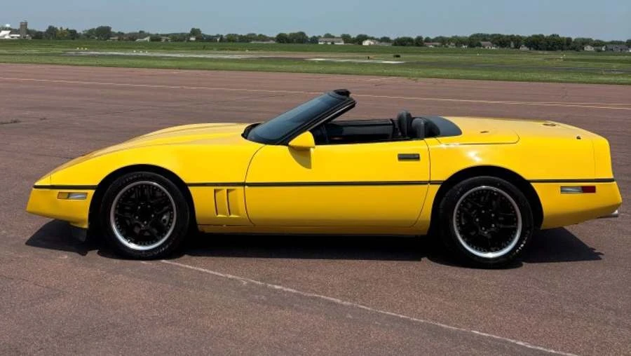 1986 Chevrolet Corvette C4 - Image 2 of 28