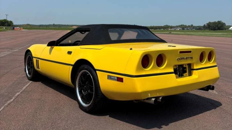 1986 Chevrolet Corvette C4 - Image 9 of 28