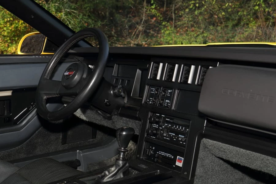 1986 Chevrolet Corvette C4 - Image 17 of 26