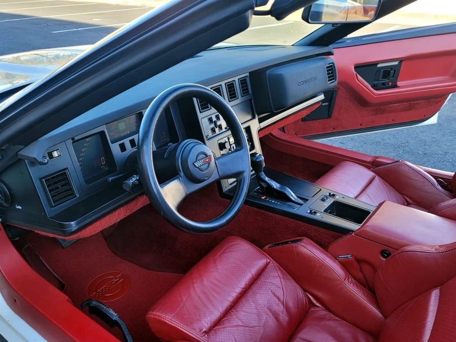 1986 Chevrolet Corvette C4 - Image 4 of 18