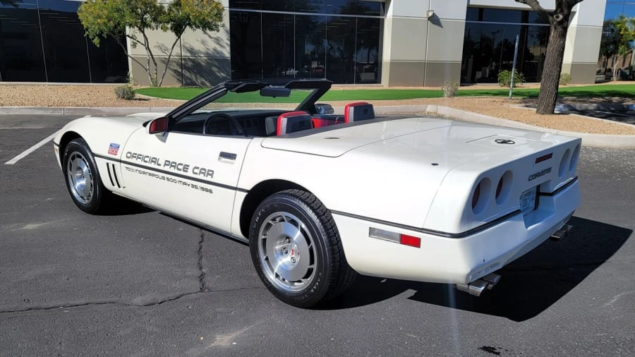 1986 Chevrolet Corvette C4 - Image 12 of 18