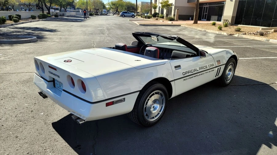 1986 Chevrolet Corvette C4 - Image 13 of 18