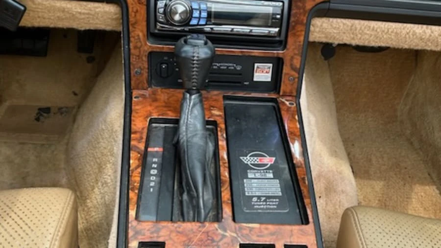 1986 Chevrolet Corvette C4 - Image 11 of 12