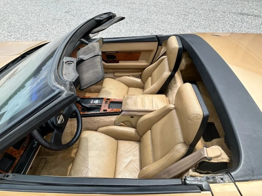 1986 Chevrolet Corvette C4 - Image 8 of 12
