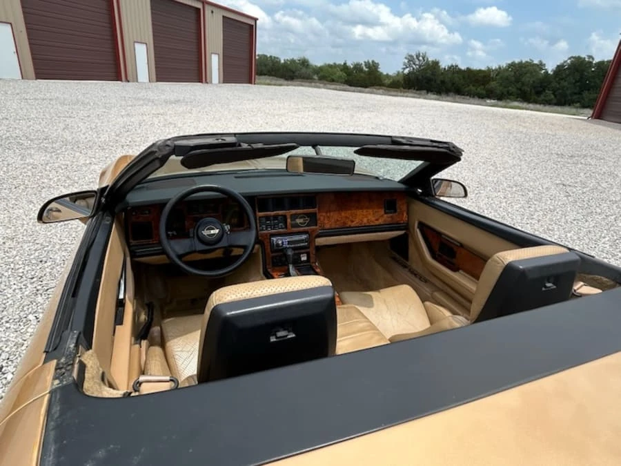 1986 Chevrolet Corvette C4 - Image 9 of 12