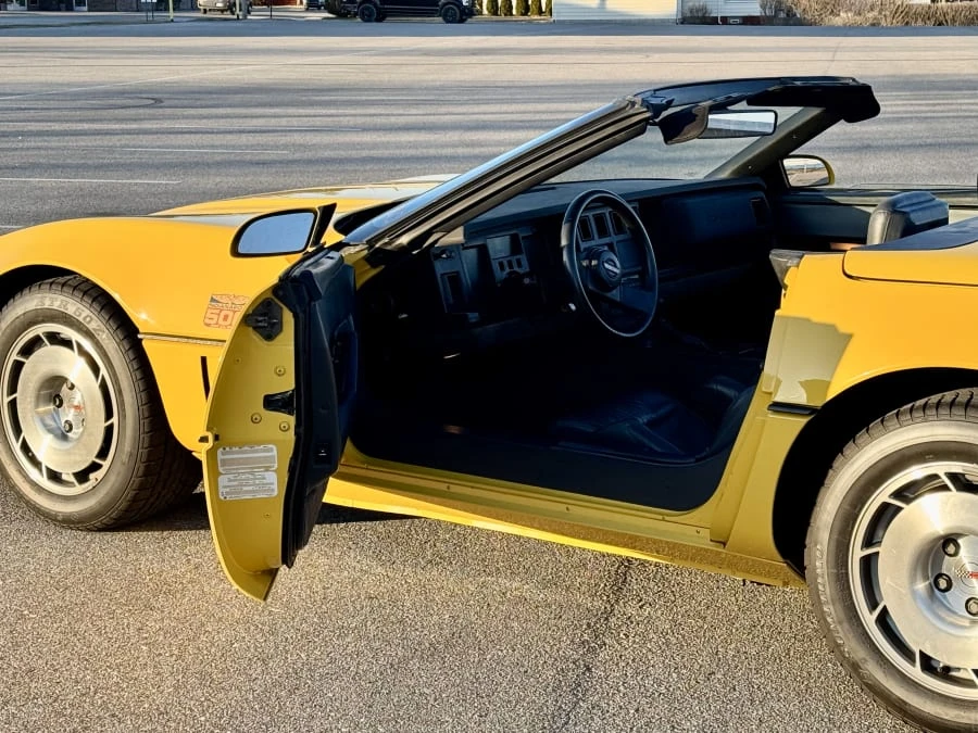 1986 Chevrolet Corvette C4 - Image 29 of 31