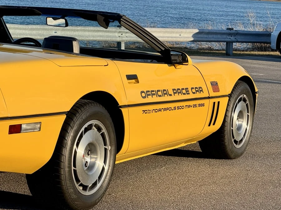 1986 Chevrolet Corvette C4 - Image 19 of 31