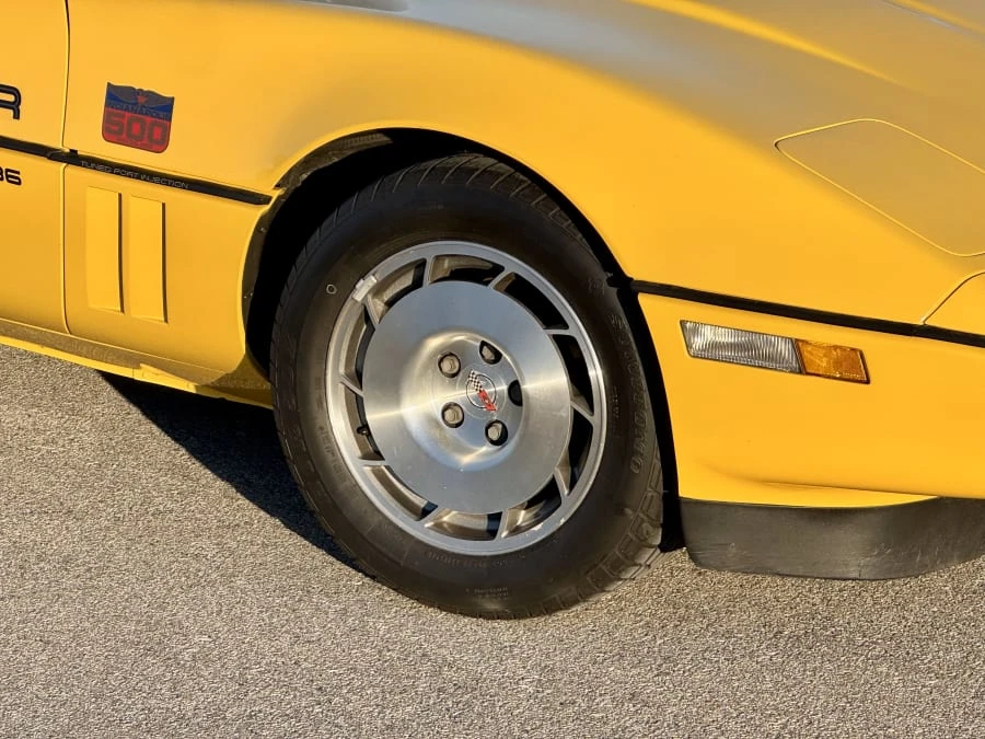1986 Chevrolet Corvette C4 - Image 20 of 31