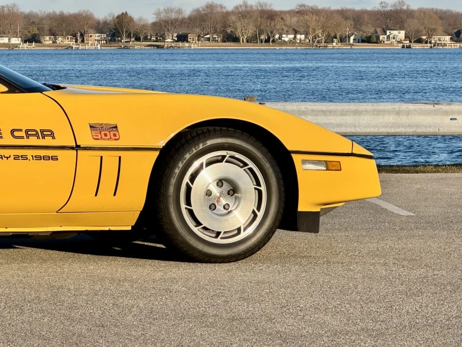 1986 Chevrolet Corvette C4 - Image 18 of 31