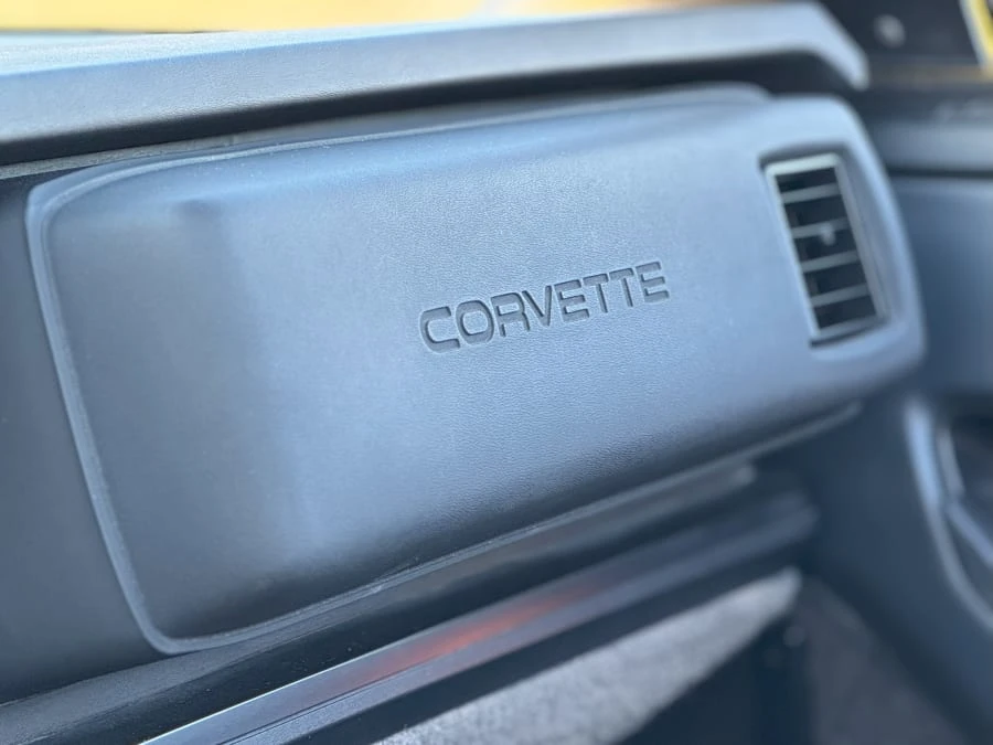 1986 Chevrolet Corvette C4 - Image 30 of 31