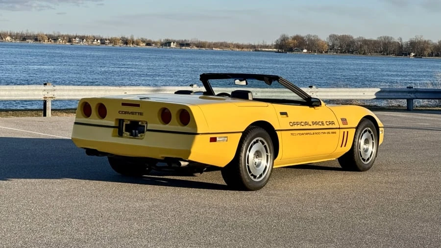 1986 Chevrolet Corvette C4 - Image 3 of 31
