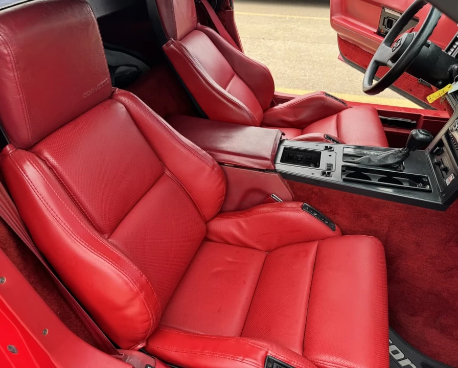 1986 Chevrolet Corvette C4 - Image 13 of 18