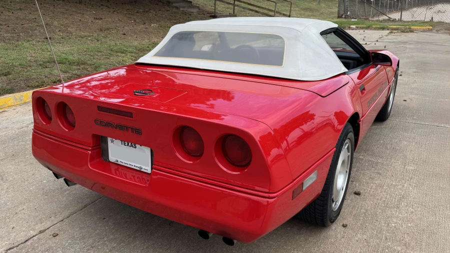 1986 Chevrolet Corvette C4 - Image 10 of 18