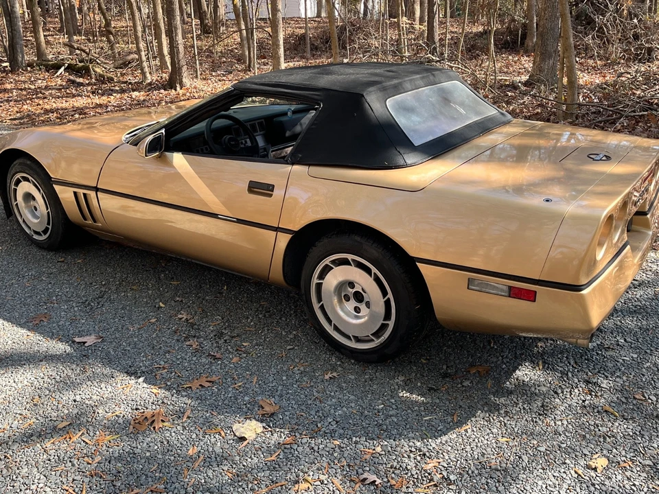 1986 Chevrolet Corvette C4 - Image 12 of 21