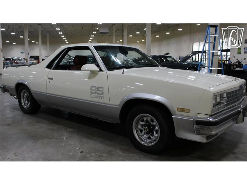 1986 Chevrolet El Camino 5th Gen - Image 2 of 31