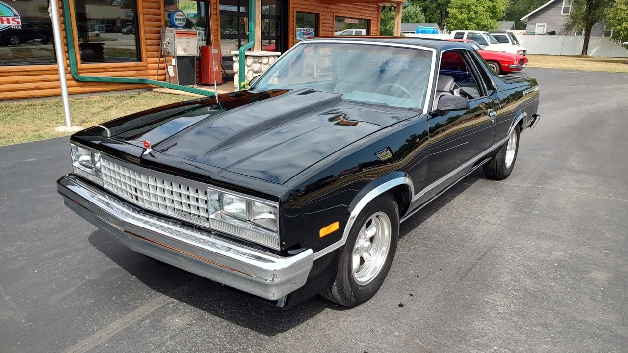 1986 Chevrolet El Camino 5th Gen - Image 2 of 31
