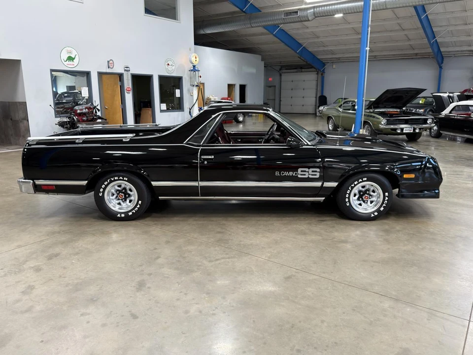 1986 Chevrolet El Camino 5th Gen - Image 2 of 31