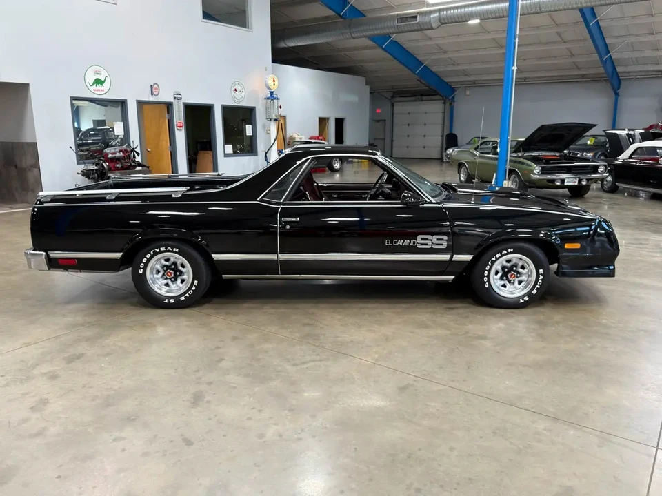 1986 Chevrolet El Camino 5th Gen - Image 2 of 31