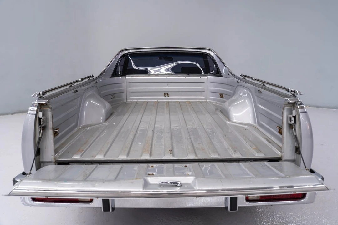 1986 Chevrolet - Image 26 of 31