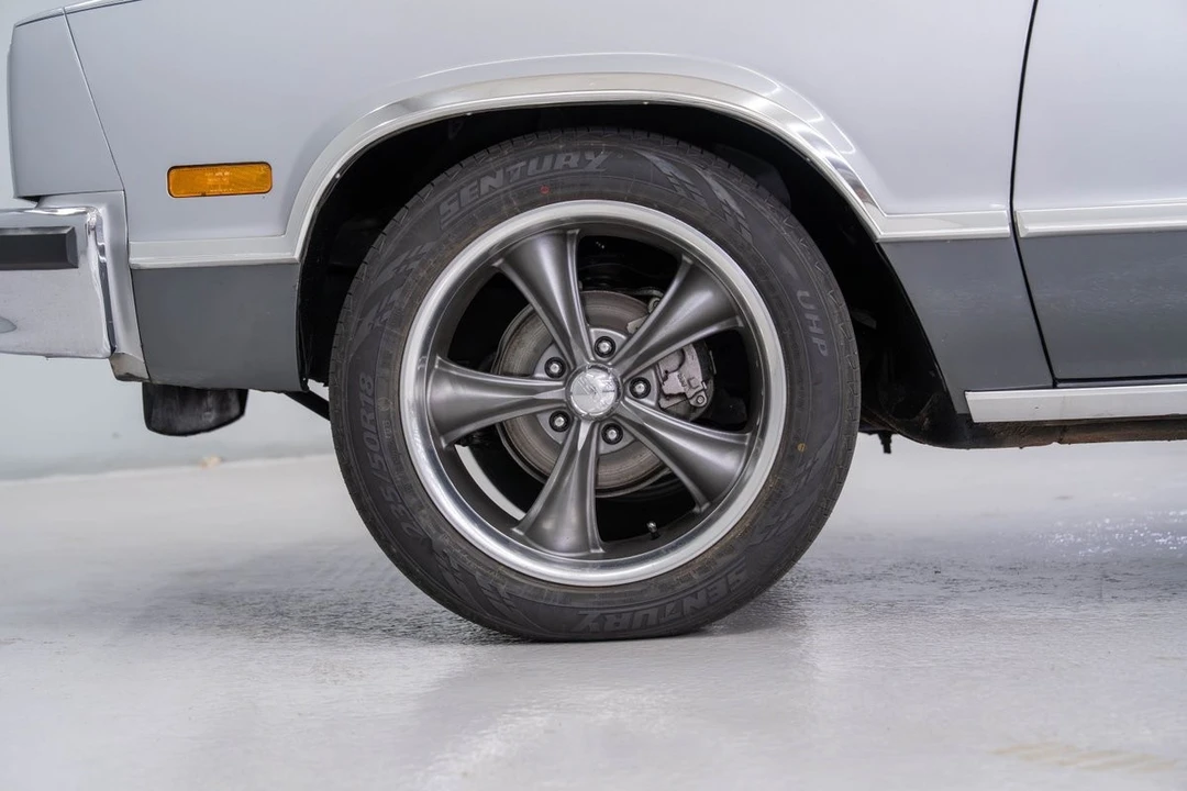 1986 Chevrolet - Image 28 of 31