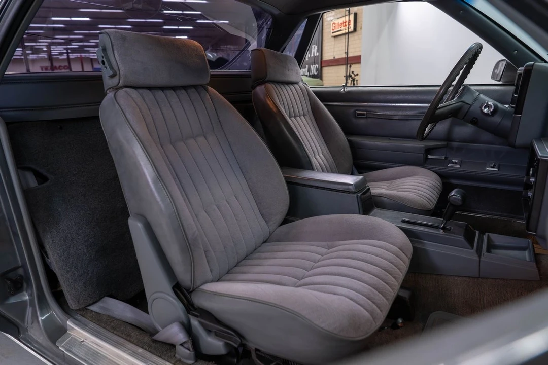 1986 Chevrolet - Image 24 of 31