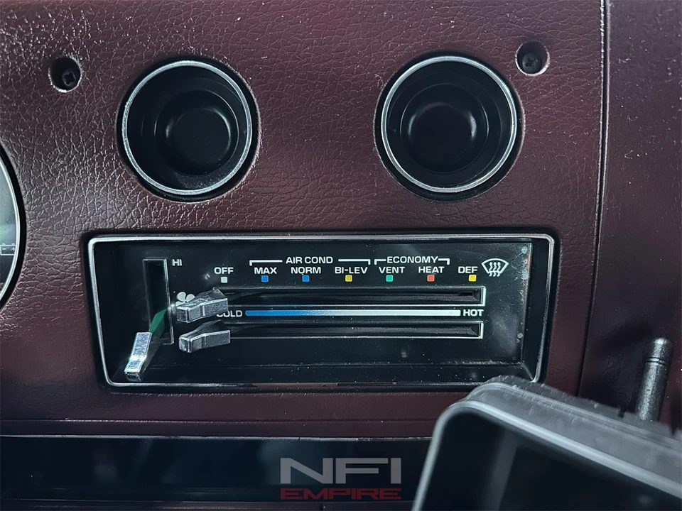1986 Chevrolet G-Series Van - Image 29 of 31