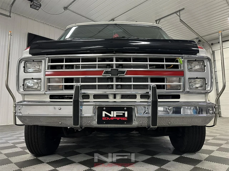 1986 Chevrolet G-Series Van - Image 14 of 31