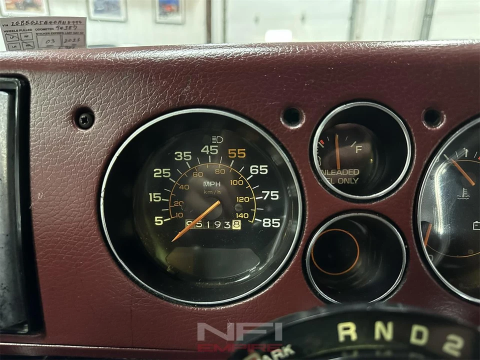 1986 Chevrolet G-Series Van - Image 27 of 31