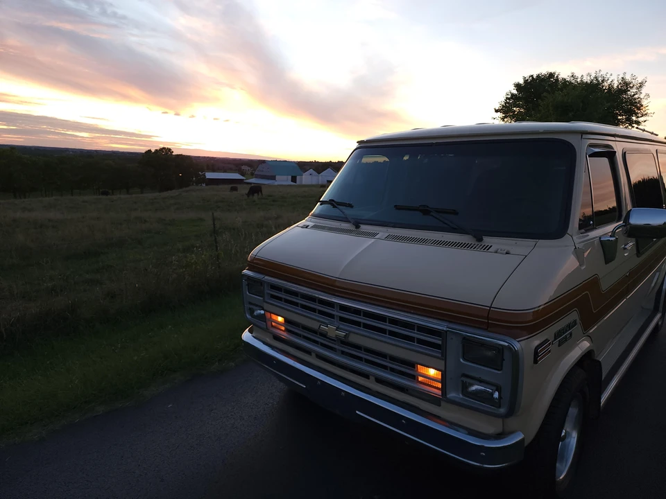1986 Chevrolet G-Series Van - Image 23 of 28