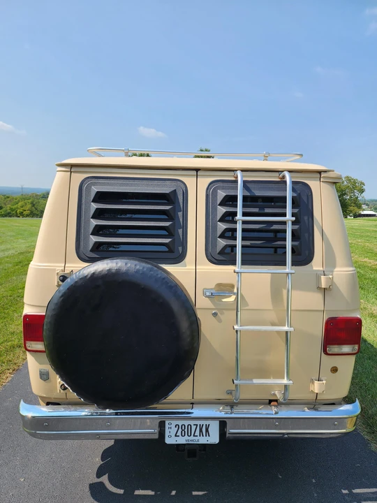 1986 Chevrolet G-Series Van - Image 14 of 28