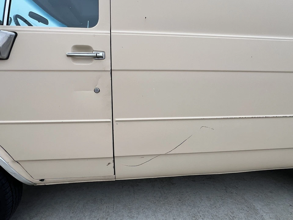 1986 Chevrolet G-Series Van - Image 12 of 31