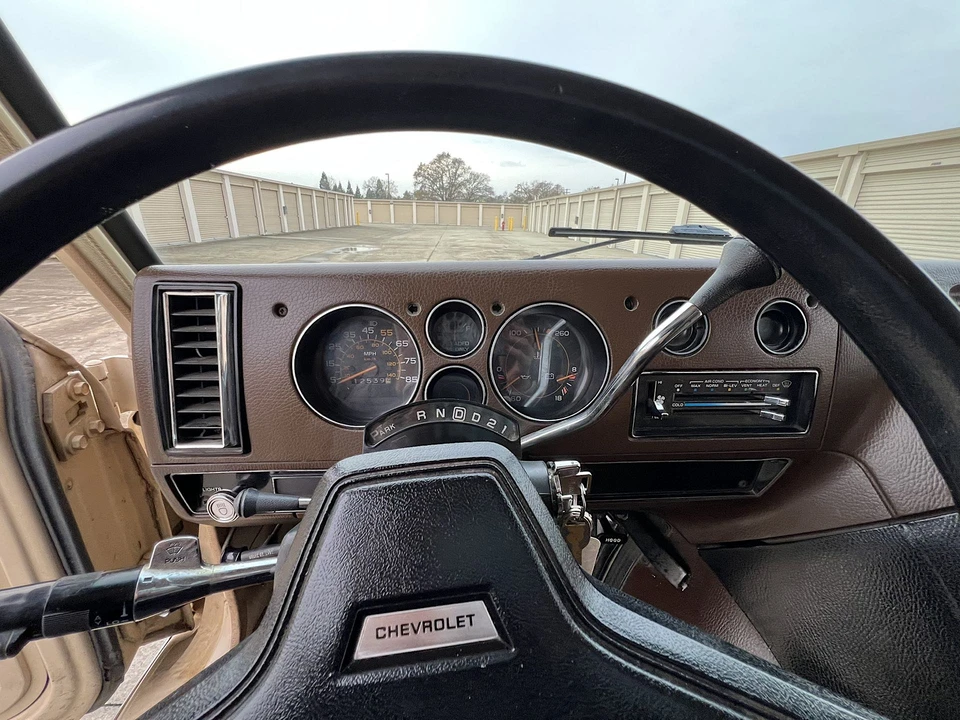 1986 Chevrolet G-Series Van - Image 27 of 31