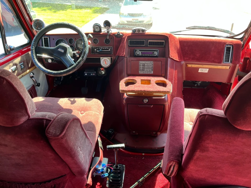 1986 Chevrolet G-Series Van - Image 11 of 21