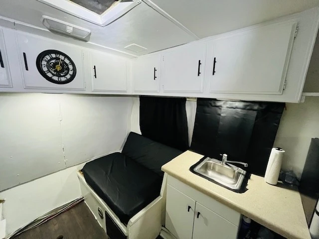 1986 Chevrolet G-Series Van - Image 16 of 20
