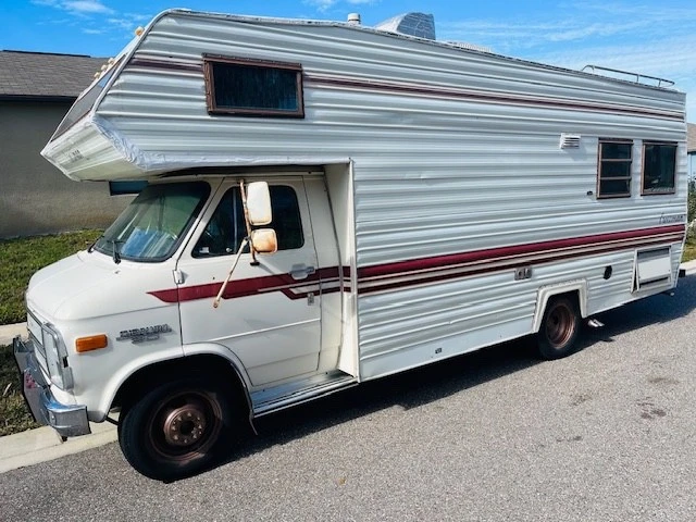 1986 Chevrolet G-Series Van - Image 2 of 20