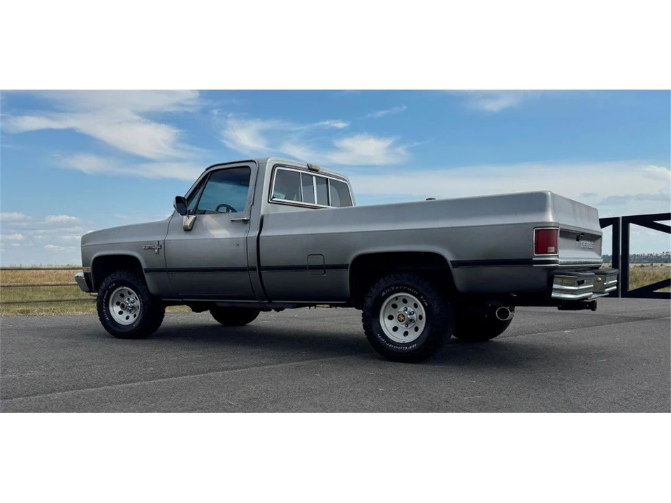 1986 Chevrolet C/K 3rd Gen - Image 2 of 30