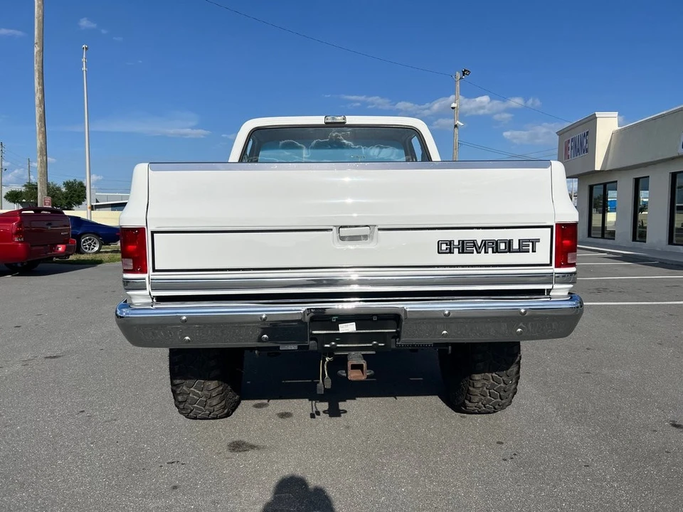 1986 Chevrolet C/K 3rd Gen - Image 4 of 31