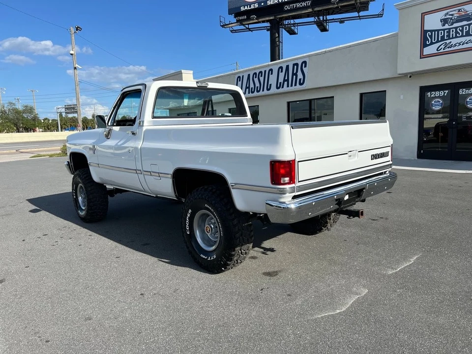 1986 Chevrolet C/K 3rd Gen - Image 3 of 31