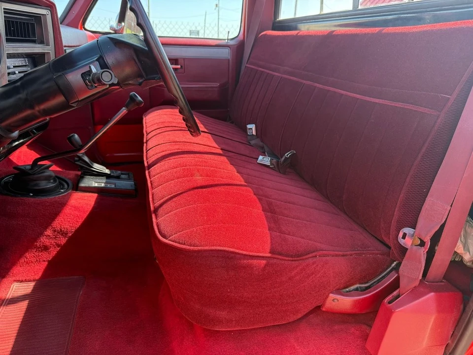 1986 Chevrolet - Image 16 of 31