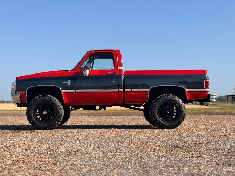 1986 Chevrolet - Image 3 of 31