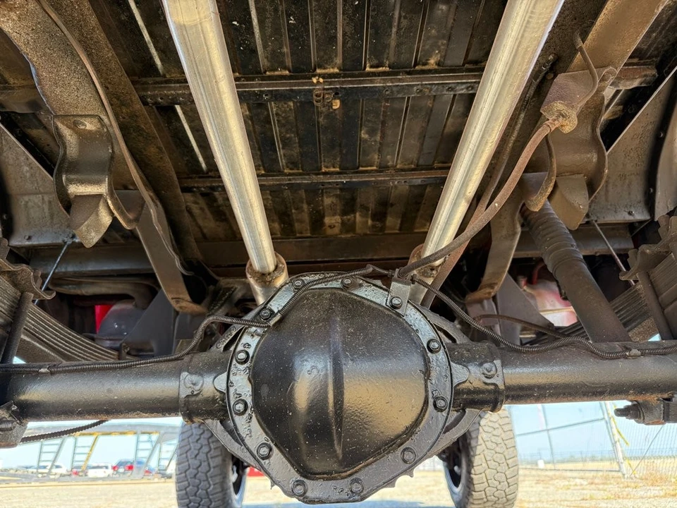 1986 Chevrolet - Image 23 of 31