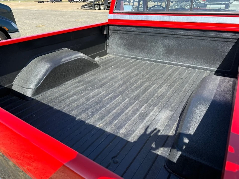 1986 Chevrolet - Image 21 of 31