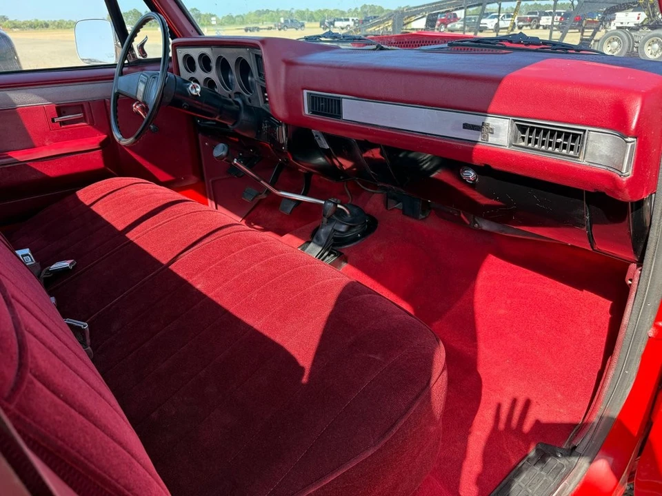 1986 Chevrolet - Image 18 of 31